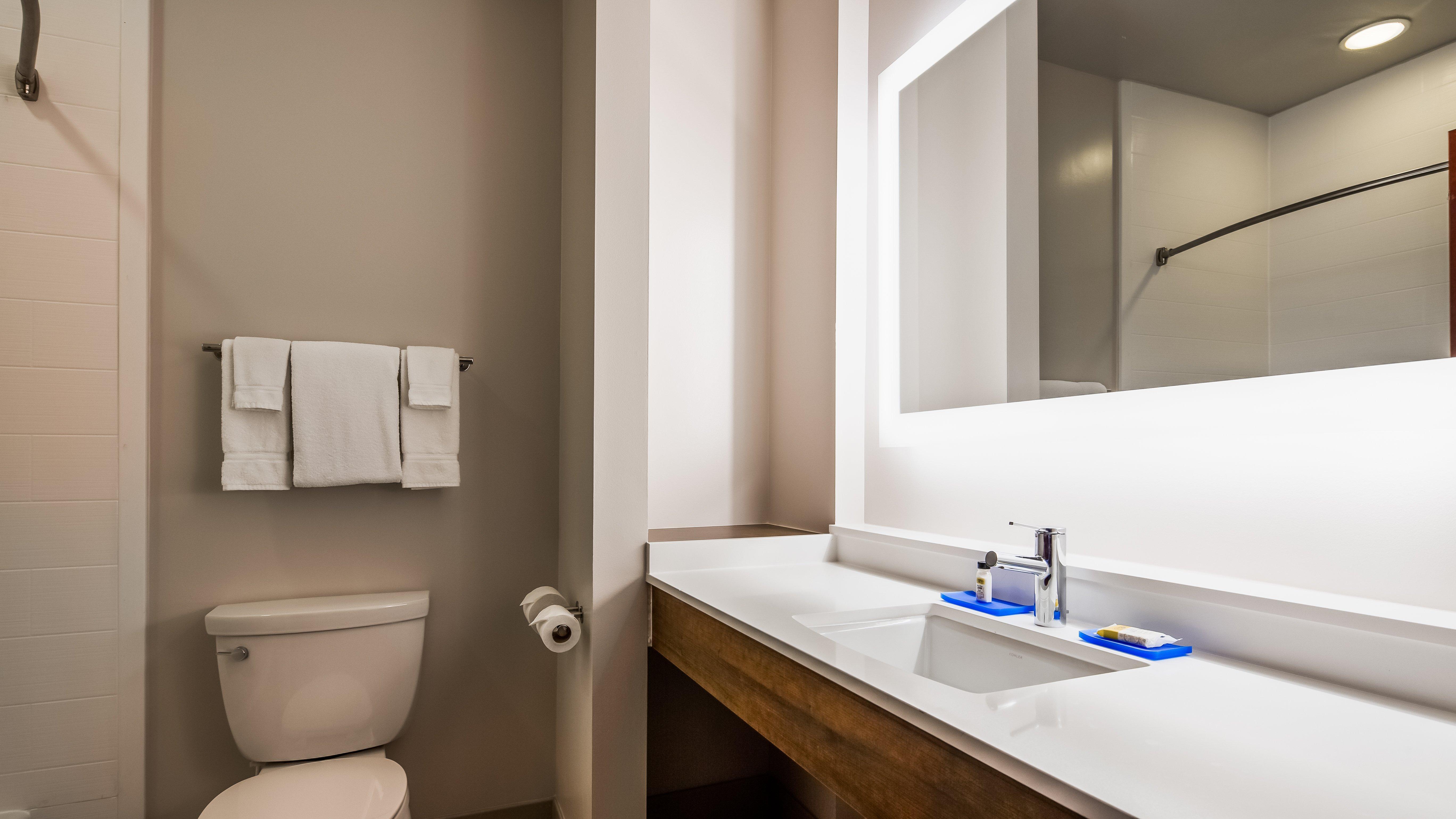 Holiday Inn Express & Suites Detroit - Farmington Hills By Ihg Northville Exteriér fotografie
