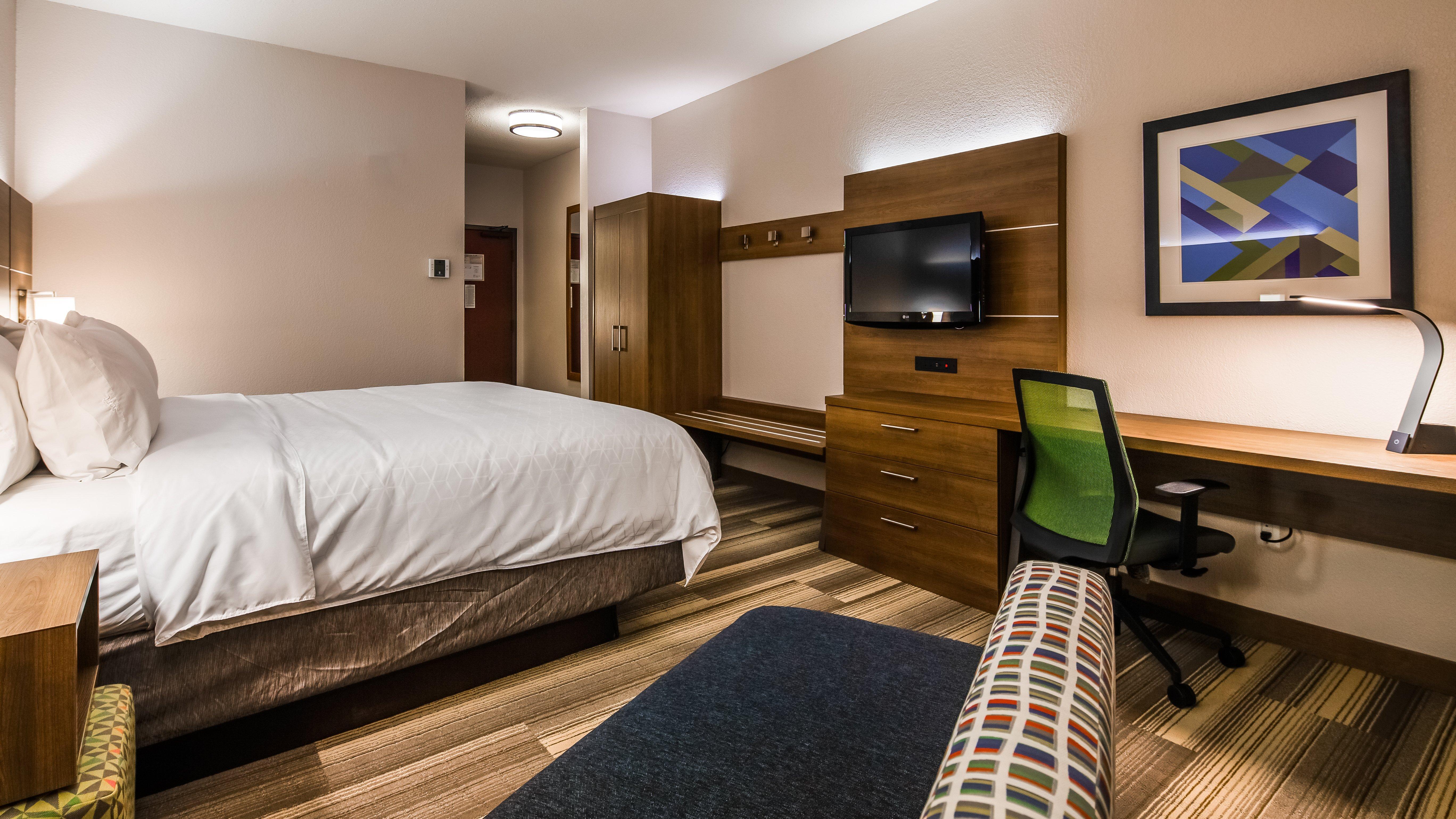 Holiday Inn Express & Suites Detroit - Farmington Hills By Ihg Northville Exteriér fotografie